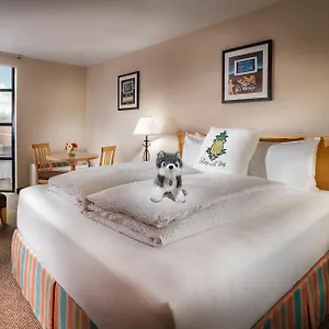 Hotel Staypineapple, Inn, District, Seattle