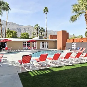 Bearfoot - Clothing Optional For Gay Men 4*, Palm Springs United States
