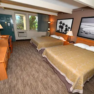 - Newport Area Costa Mesa