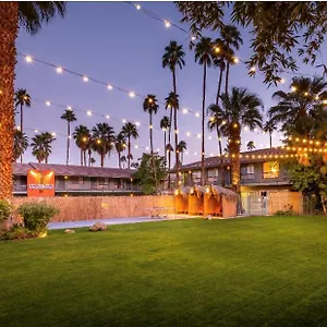 caliente-tropics-hotel.palm-springs-ca-hotels.com/