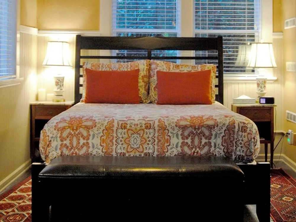 Bed and Breakfast Cecil Bacon Manor à Seattle Couette-café